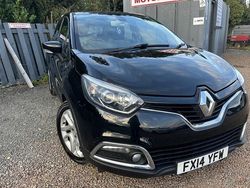 Black Used 2014 Renault Captur Dynamique SUV | £4,499 (Fair price)