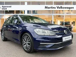 Blue Used 2019 VW Golf VII SE Hatchback | £15,995 (Fair price)