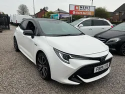 White Used 2019 Toyota Corolla Hatchback | £12,995 (Fair price)