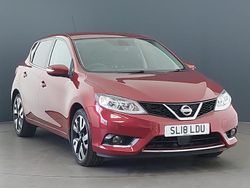 Red Used 2018 Nissan Pulsar Tekna Hatchback | £8,498 (Fair price)