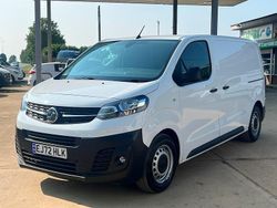 White Used 2022 Vauxhall Vivaro S MPV | £12,450 (Good price)