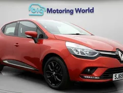 Red Used 2018 Renault Clio IV Play Hatchback | £9,700 (Fair price)