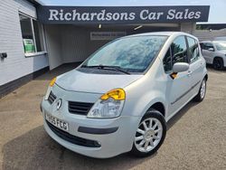 Silver Used 2005 Renault Modus Dynamique MPV | £1,800 (Fair price)