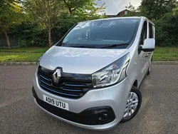Silver Used 2019 Renault Trafic Van | £10,950 (Expensive)