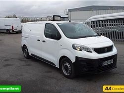 White Used 2021 Peugeot Expert Van | £14,999 (A bit pricey)