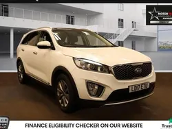 White Used 2017 Kia Sorento 3 SUV | £15,840 (Fair price)