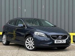Blue Used 2014 Volvo V40 SE Lux Estate | £7,995 (Fair price)