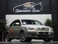 Silver Used 2004 Toyota Avensis Hatchback | £4,190