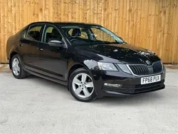 Black Used 2018 Skoda Octavia SE Hatchback | £11,990 (Fair price)