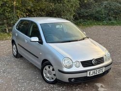 Silver Used 2002 VW Polo SE Hatchback | £2,495 (Fair price)