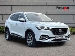 White Used 2022 MG HS Exclusive SUV | £14,495 (Fair price)