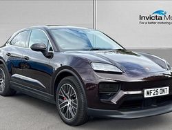 Copper ruby metallic Used 2025 Porsche Macan SUV | £69,998 (Super price)