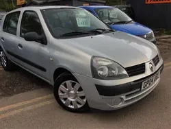 Silver Used 2004 Renault Clio II Expression Hatchback | £1,990 (Fair price)