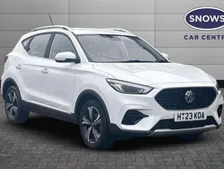 White Used 2023 MG ZS Excite Sedan | £13,999 (Fair price)