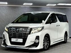 White Used 2025 Toyota Alphard Executive MPV | £18,990
