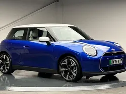 Blue New 2025 Mini Cooper Hatch Hatchback | £27,000 (Fair price)