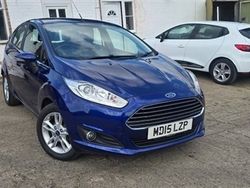 Blue Used 2015 Ford Fiesta Zetec Hatchback | £4,577 (Fair price)