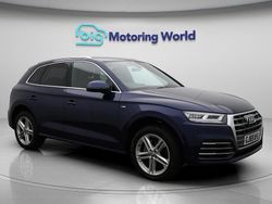 Blue Used 2019 Audi Q5 S-Line SUV | £20,750 (Fair price)