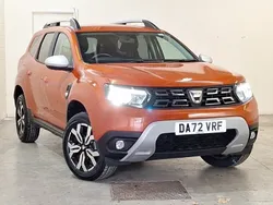 Orange Used 2022 Dacia Duster Prestige SUV | £16,498 (Fair price)