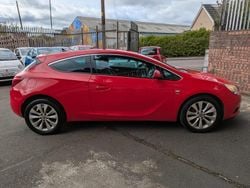 Red Used 2012 Vauxhall Astra GTC SRi Hatchback | £2,495 (Fair price)