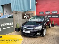 Black Used 2010 Vauxhall Astra SRi Hatchback | £4,995 (Expensive)