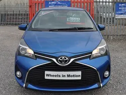 Blue Used 2016 Toyota Yaris Hatchback | £6,995 (Fair price)