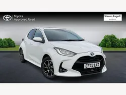 White Used 2023 Toyota Yaris Hybrid Design Hatchback | £18,172 (Fair price)