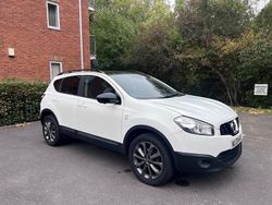 White Used 2013 Nissan Qashqai 360º SUV | £4,845 (Fair price)