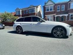 White Used 2019 BMW 320 M Sport Estate | £20,995 (Fair price)