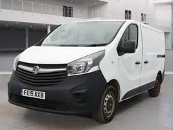 White Used 2019 Vauxhall Vivaro Van | £9,995 (Good price)