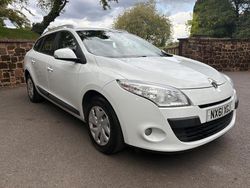 White Used 2011 Renault Mégane GrandTour Expression Estate | £3,950