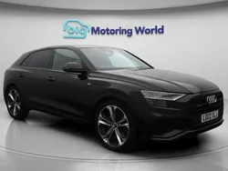 Black Used 2022 Audi Q8 Black Edition SUV | £45,100 (Fair price)