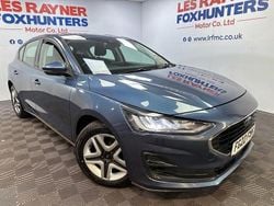 Blue Used 2022 Ford Focus Trend Hatchback | £12,999 (Fair price)