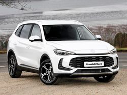 White New 2025 MG ZS SE Sedan | £17,995 (Good price)