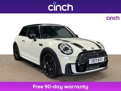 White Used 2022 Mini Cooper Comfort Hatchback | £17,389 (Expensive)