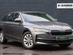 Graphite grey metallic Used 2024 Skoda Octavia SE Technology Estate | £21,995 (Fair price)