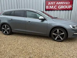 Grey Used 2017 Volvo V60 R-Design Estate | £9,290 (Good price)
