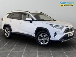 White Used 2019 Toyota RAV4 Hybrid Design SUV | £18,895 (Good price)