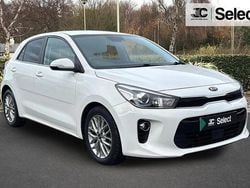 White Used 2017 Kia Rio 2 Hatchback | £8,495 (Fair price)