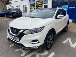 White Used 2018 Nissan Qashqai N-Connecta SUV | £11,750 (Fair price)