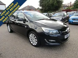 Black Used 2014 Vauxhall Astra Elite Estate | £4,500 (Fair price)