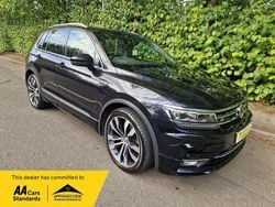 Black Used 2019 VW Tiguan R-line SUV | £19,494 (Good price)
