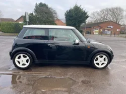 Black Used 2004 Mini Cooper Hatch Hatchback | £2,199