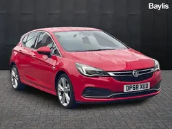 Red Used 2018 Vauxhall Astra SRi Hatchback | £10,149 (A bit pricey)