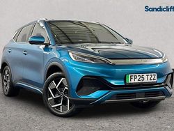 Metallic surfing blue Used 2025 BYD Atto 3 Comfort SUV | £22,989 (Fair price)