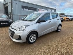 Silver Used 2019 Hyundai i10 Hatchback | £7,990 (Good price)