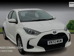 Used 2025 Toyota Yaris Hybrid Hatchback | £16,949 (Good price)