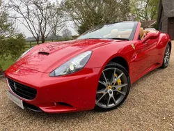 Red Used 2010 Ferrari California Cabriolet | £62,500 (Good price)