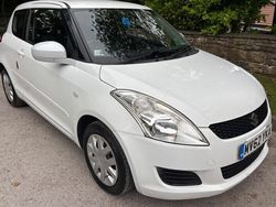 White Used 2012 Suzuki Swift Hatchback | £4,495 (Fair price)