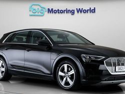 Used 2022 Audi e-tron SUV | £19,200 (Fair price)